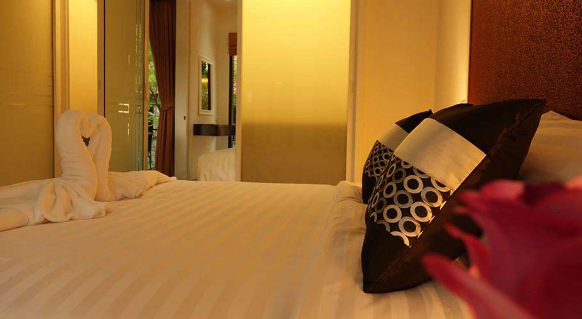 West Key Kamala Apartment Phuket Exterior foto